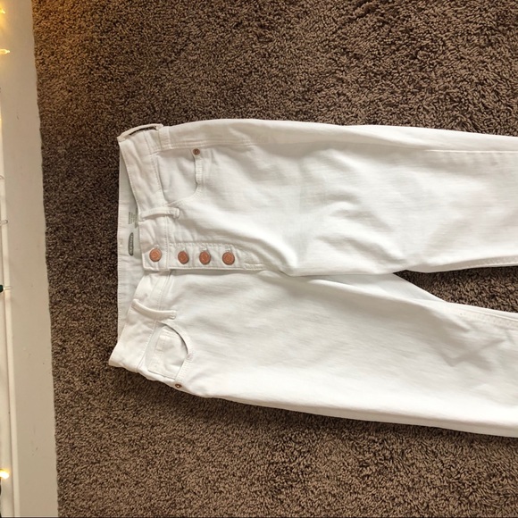 Old Navy White high-rise rockstar jeans - Picture 2 of 7
